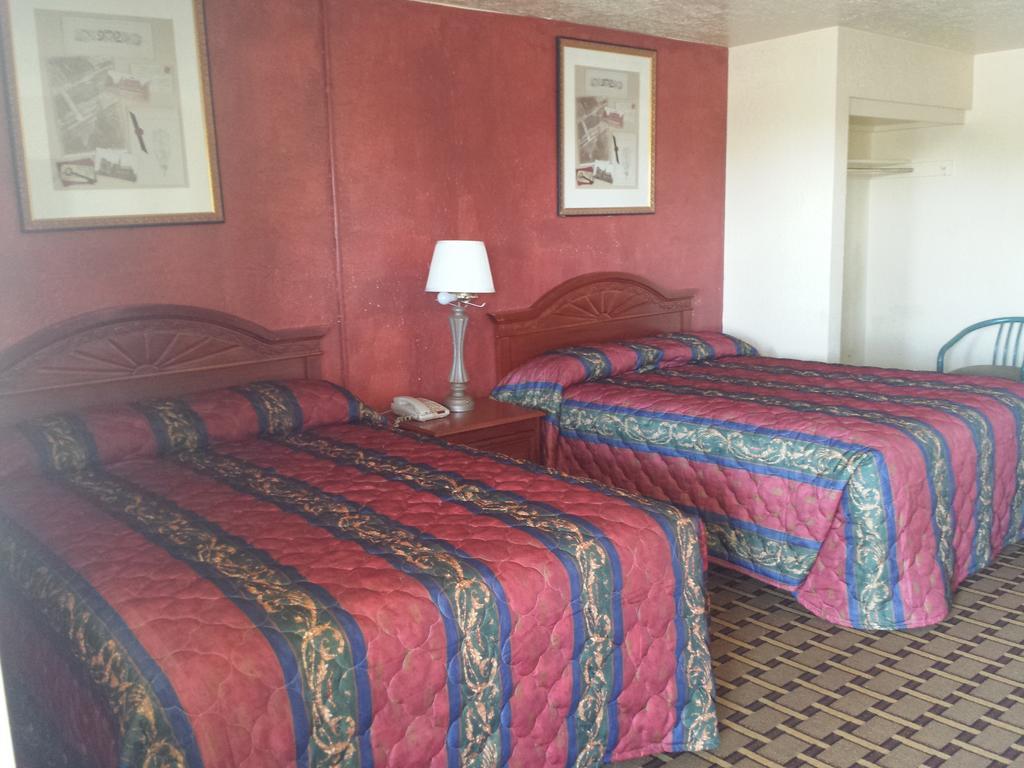Encore Motel Фармингтън Екстериор снимка
