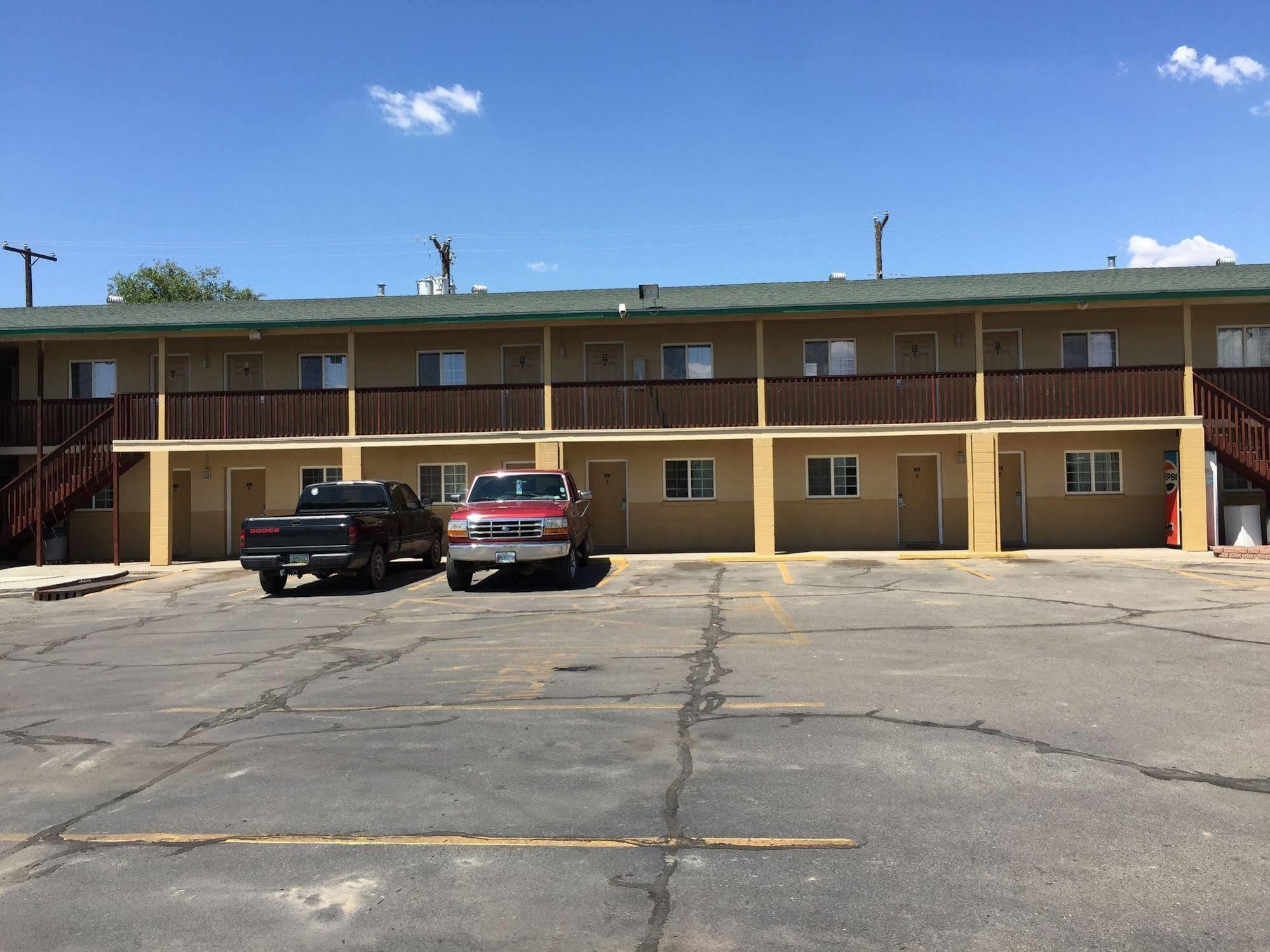 Encore Motel Фармингтън Екстериор снимка